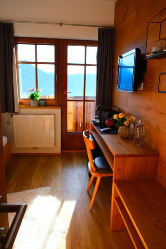 Others 2, Gmundnerberghaus - ROOMS, Gmunden