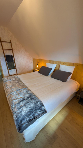 Bedroom 2, Le Galussel Gite d'etape et de sejour, Isère