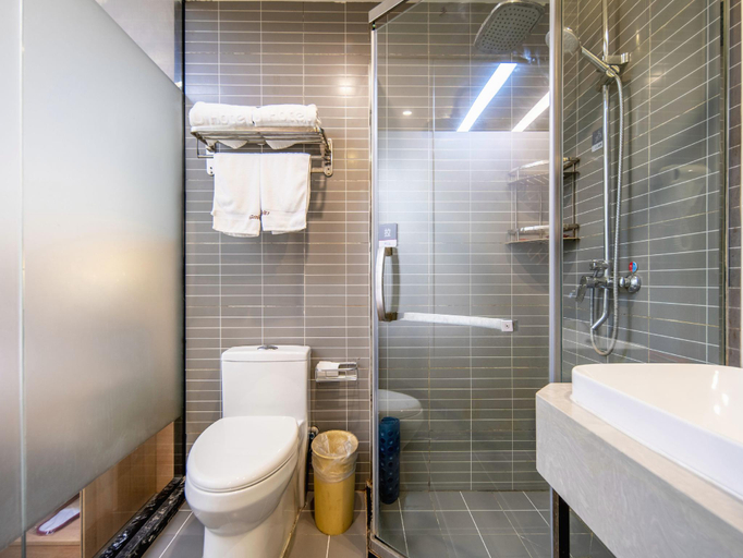 Bathroom 5, Thank Inn Hotel Hebei Baoding Wangdu County Bus Station, Baoding