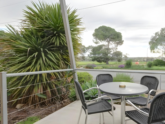 Others 5, Strath Motel, Alexandrina- Strathalbyn