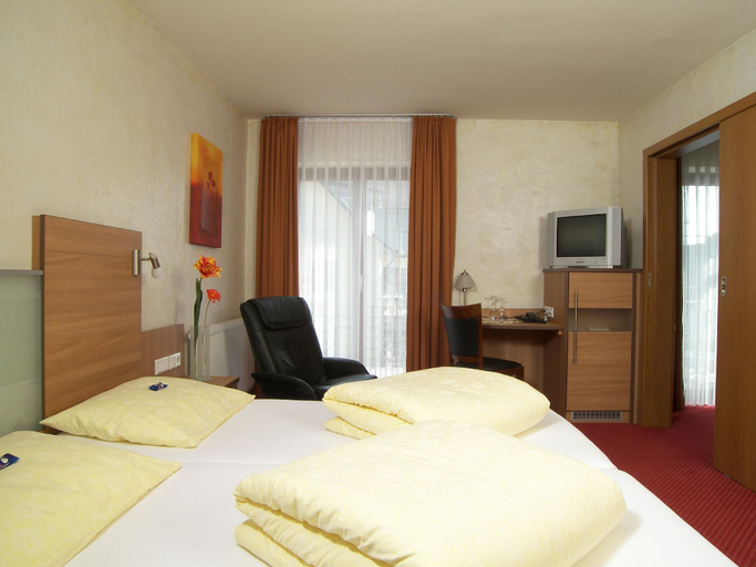 Bedroom 2, Hotel Hagnauer Hof, Bodenseekreis