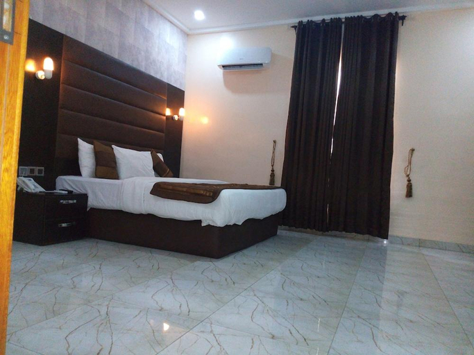 Bedroom 2, Bana Hotel & Suites, Apapa