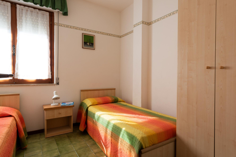 Bedroom 2, Comfy sea view apartment in Bibione, Venezia