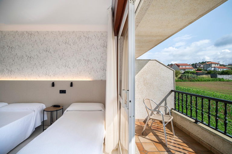 Others 5, Hotel Ardora, Pontevedra