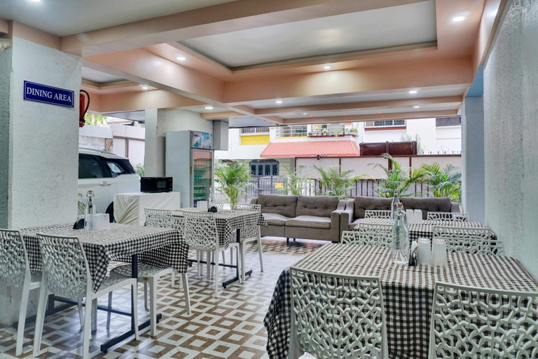 Food & Drinks 4, Urban Hometel, Pune