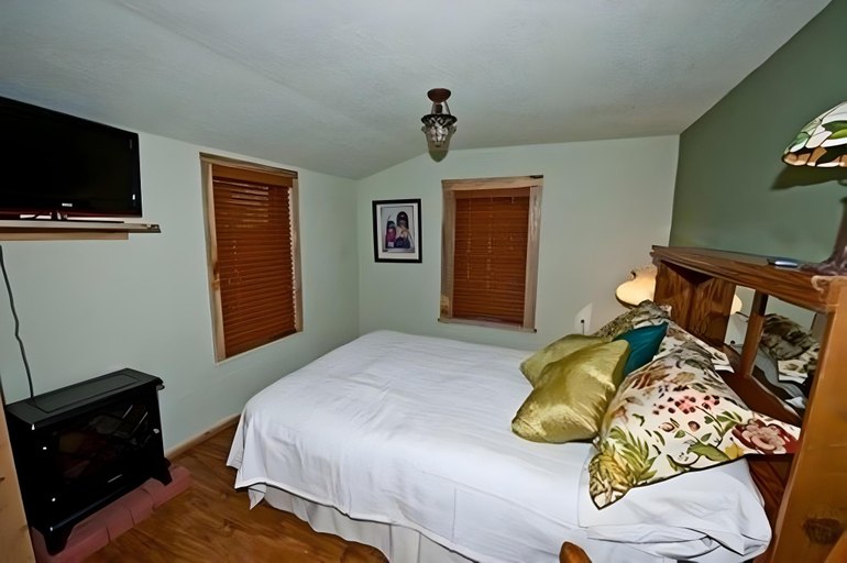 Others 2, Trail City Bed & Breakfast, Hamilton