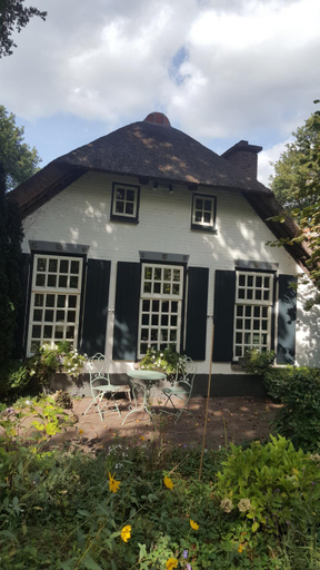 Others 4, Grenier's, Staphorst