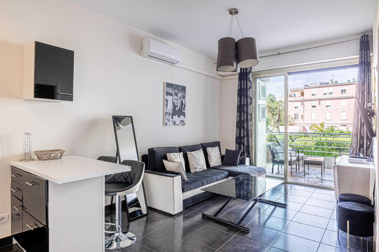 Others 5, Welcoming Apartment With parking  Croisette, Alpes-Maritimes