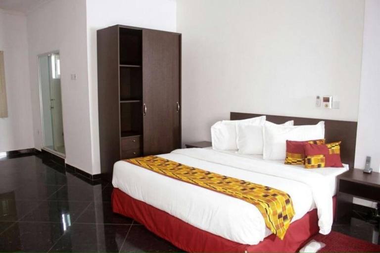 Others 5, PSB Guest House, Tema