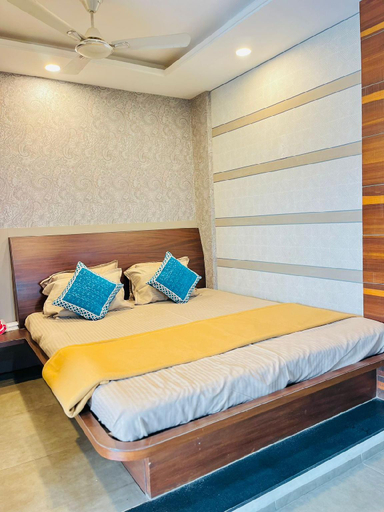 Others 5, Siddharth Lake View Penthouse, Kolhapur., Kolhapur