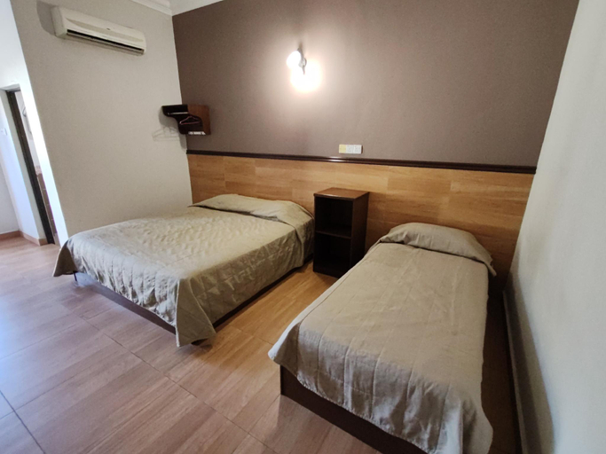 Bedroom, Lumut Villa Inn, Manjung