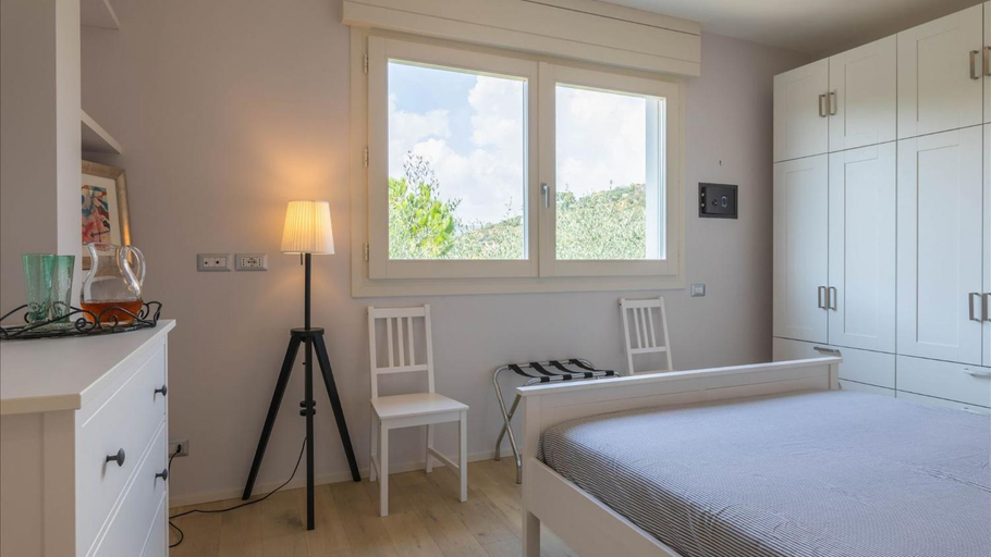 Bedroom 2, Luxury Apartments in Modern Villa, Imperia