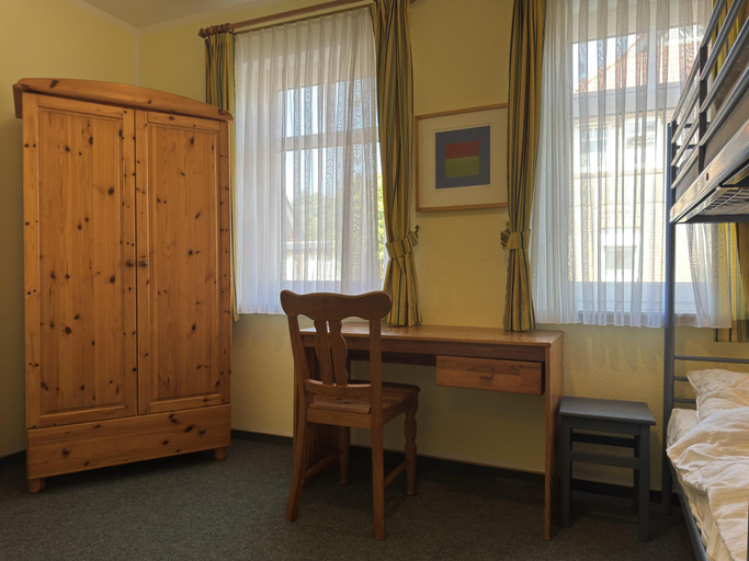 Bedroom 2, Ferienwohnung, Fedderwardersiel, Wesermarsch