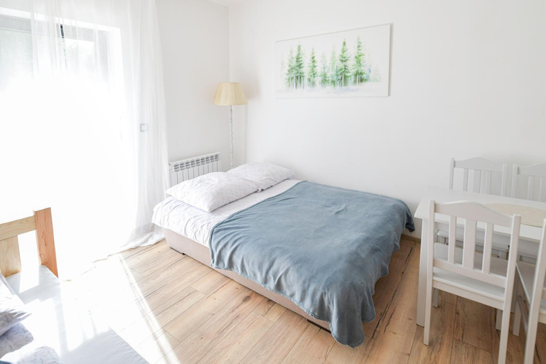 Bedroom 2, Mietowe Zacisze Zator, Chrzanów