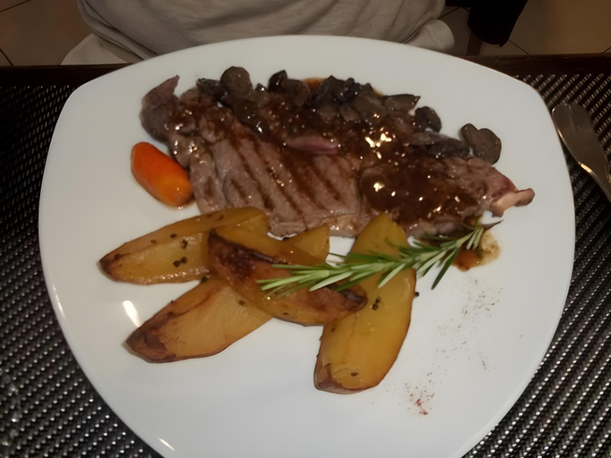 Food & Drinks 4, Le Balcon des Jasses, Lot