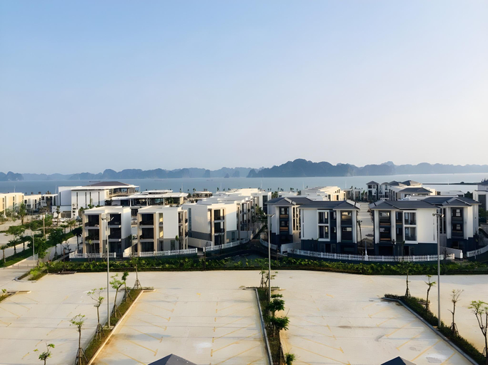 Exterior & Views 1, May House Hotel, Hạ Long