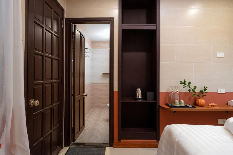 Bedroom 2, First Hoianese Center Hotel, Da Nang