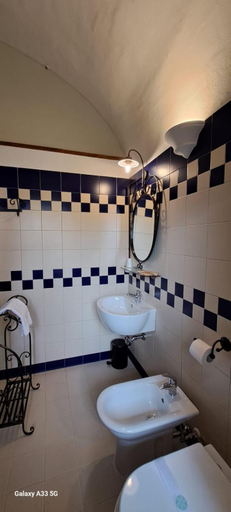 Bathroom 2, Oryza Guest House, Vercelli
