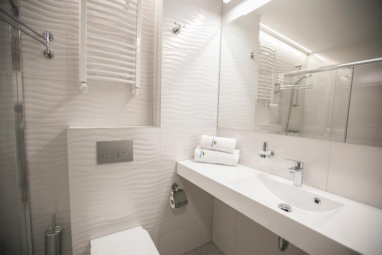 Bathroom 4, INTERFERIE CECHSZTYN, Kołobrzeg
