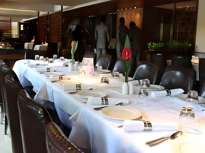 Food & Drinks 5, Sai Palace Grand Malad, Mumbai Suburban