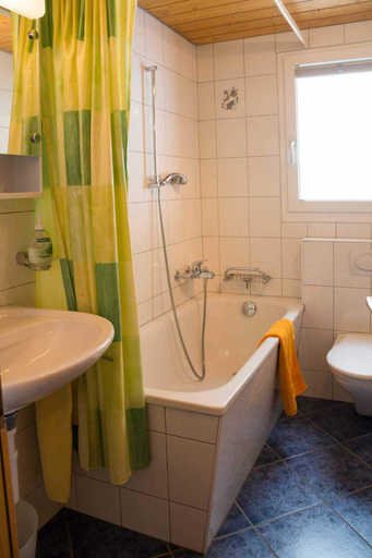 Bathroom, Chalet Weisshorn 3, Raron