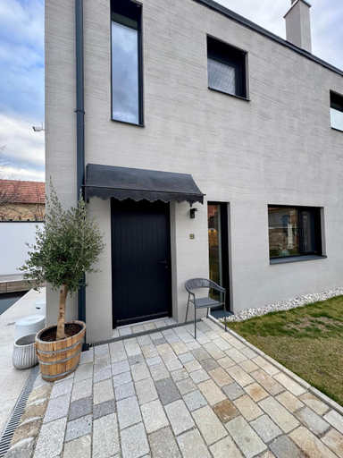 Others 5, Markt 15, Neusiedl am See