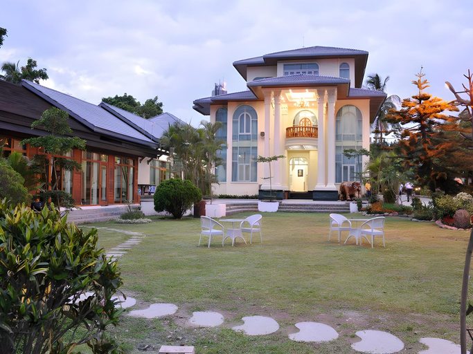 Others 4, Palm Spring Resort, Myitkyina