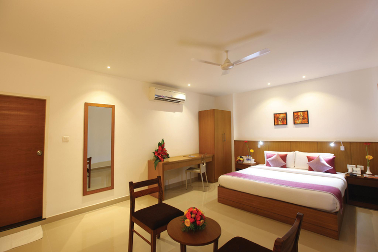Bedroom 2, Hotel Samudra Sreekandapuram, Kannur