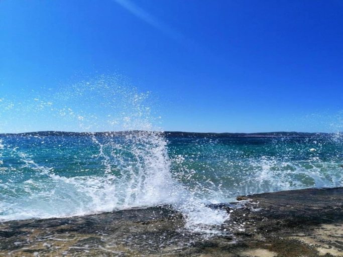 Others 4, Apartment on Pag near Seabeach and Town Center, Novalja