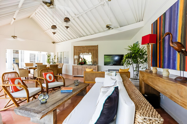 Others 5, Villa Baru, Badung