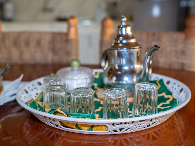 Food & Drinks 5, Dinosaur Anza Surf House, Agadir-Ida ou Tanane