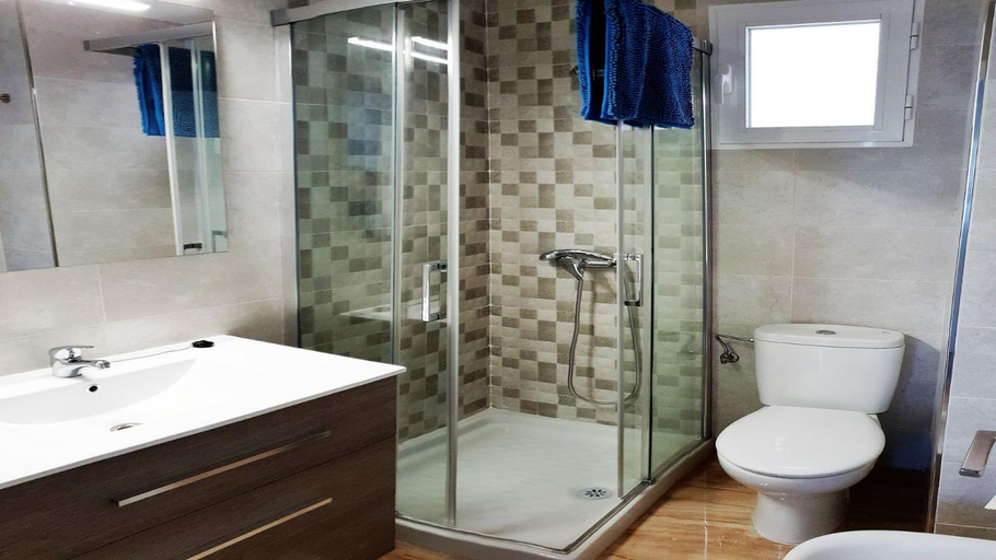 Bathroom 2, Plaza Colon Apartment , Córdoba