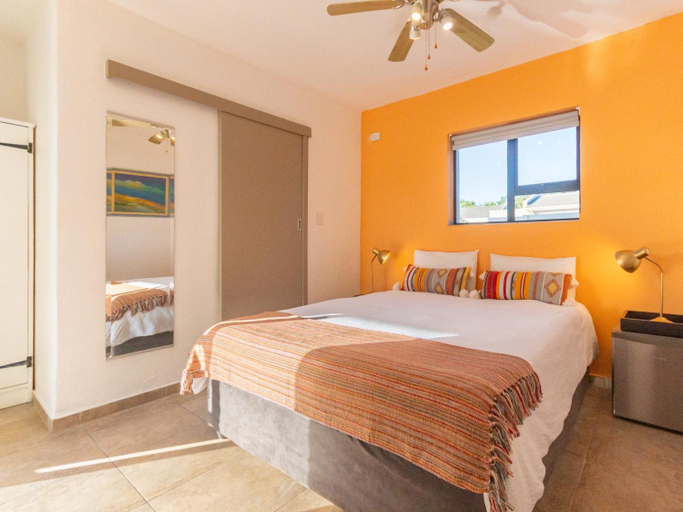Bedroom 3, Cape Town 4U Guesthouse with Pool – Milnerton, City of Cape Town