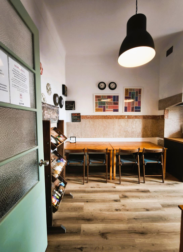 Food & Drinks, Ey Lisbon GuestHouse, Lisbon