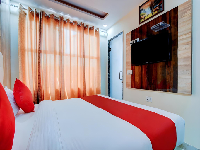 Bedroom 2, Hotel Delhi Guest House, Delhi