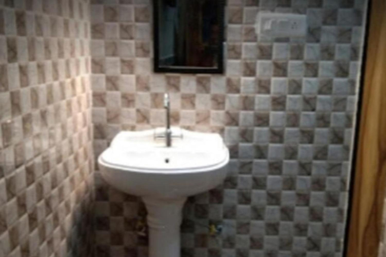 Bathroom 5, Tirath Niwas by StayApart, Uttarkashi