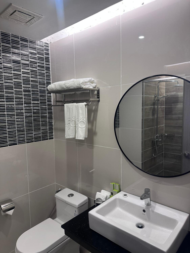 Bathroom 5, 56 Hotel, Kuching