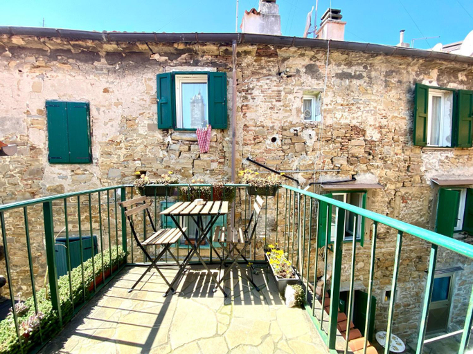 Others 3, Rustic Retreat Rooms, Trieste