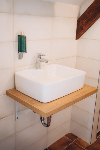 Bathroom 4, Penzion Tlustá kachna, Chrudim