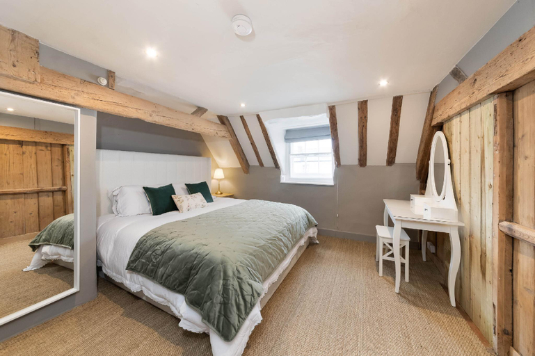 Bedroom 2, The Woodstock Nest, Oxfordshire