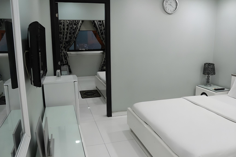 Bedroom 3, White Fort Hotel, Dubai