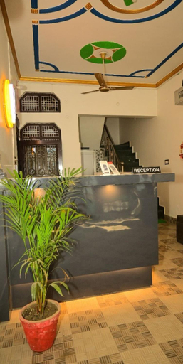 Public Area 2, Shri Narayanam Guest House & Home Stay, Faizabad