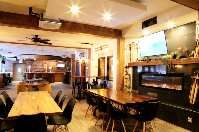 Food & Drinks, Western Lodge, East Kootenay