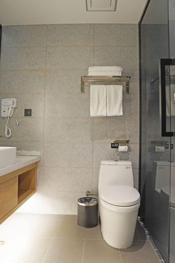 Bathroom 3, Green Tree Inn Express Jiangxi Jiujiang Ruichang Gongyuan Road, Jiujiang