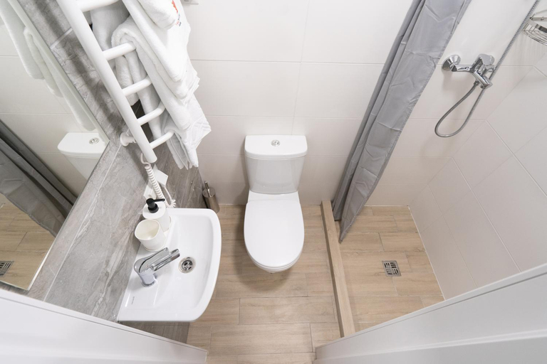 Bathroom 2, MYFREEDOM Бізнес-апартаменти, Куренівка, Obolons'kyi
