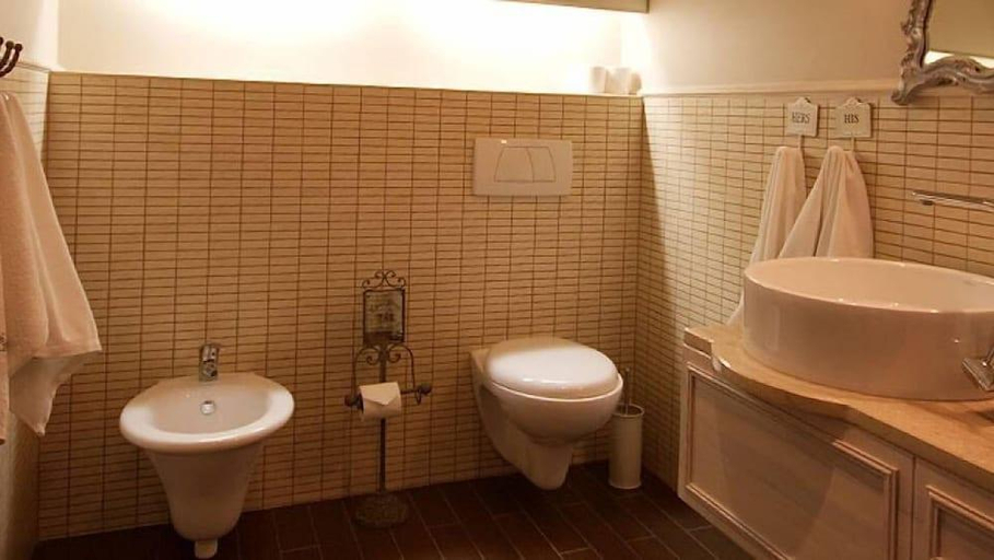 Bathroom, Afrodyta SPA & wellness Resort, Słubice
