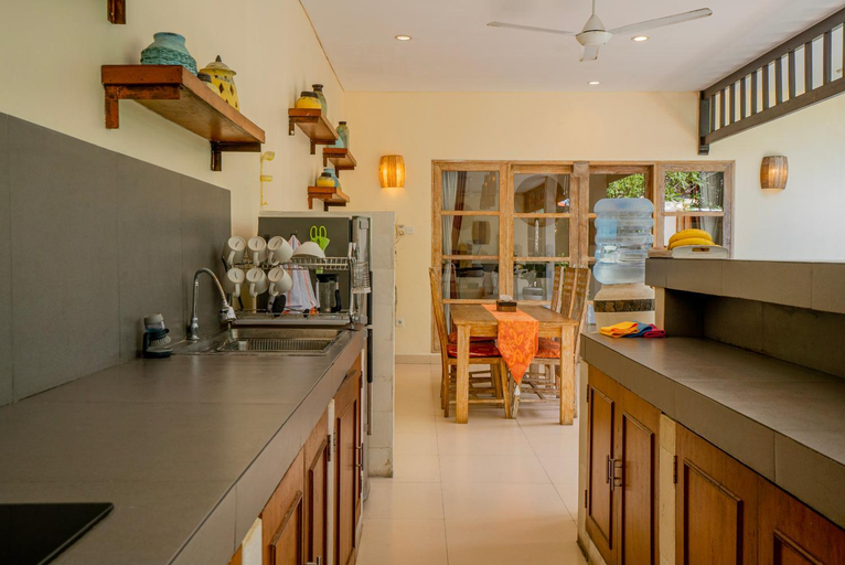 Food & Drinks 5, Villa Pertiwi - Beautiful 3BR Villa in Canggu, Badung
