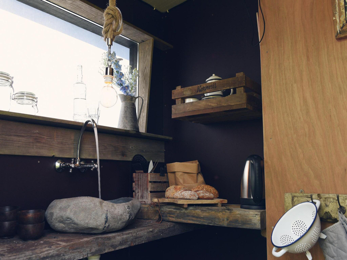Others 4, Tent Lodge with Private Kitchen and Bathroom, Zijpe