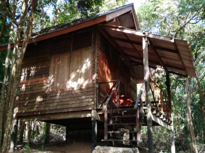 3, Beachfront Cottage of Koh Pu, Nua Khlong