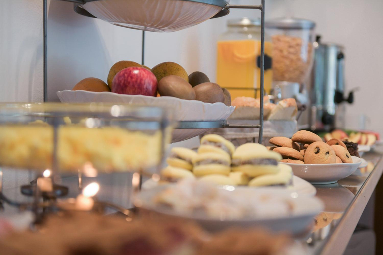 Food & Drinks 5, Apart & Hotel La Fontaine - by ROTUI, Lacar